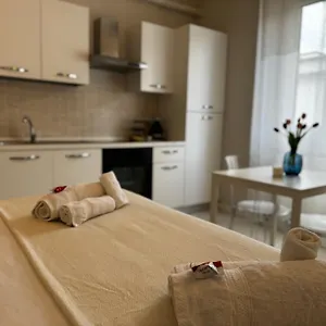  Appartamento Regina In Sky Santa Giulia - Sky Tv, Wifi E Breakfast Box Italia