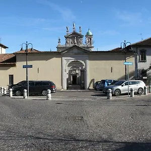  Apartment Maggiore Cozy
