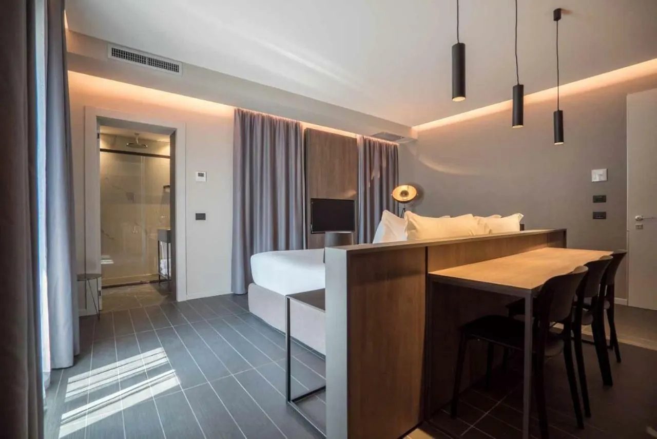 Be Mate Via Tivoli Apartment Milan Italy